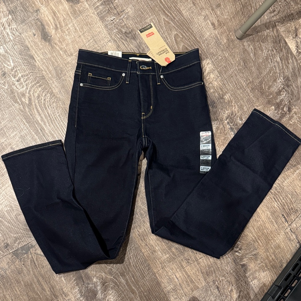 Levi's Dark Indigo 314 Shaping Straight Jeans - Picture 5 of 5
